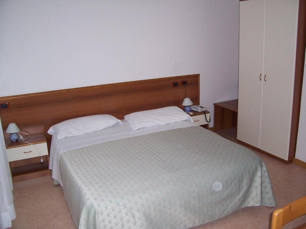 Hotel Clodia Chioggia Camera foto