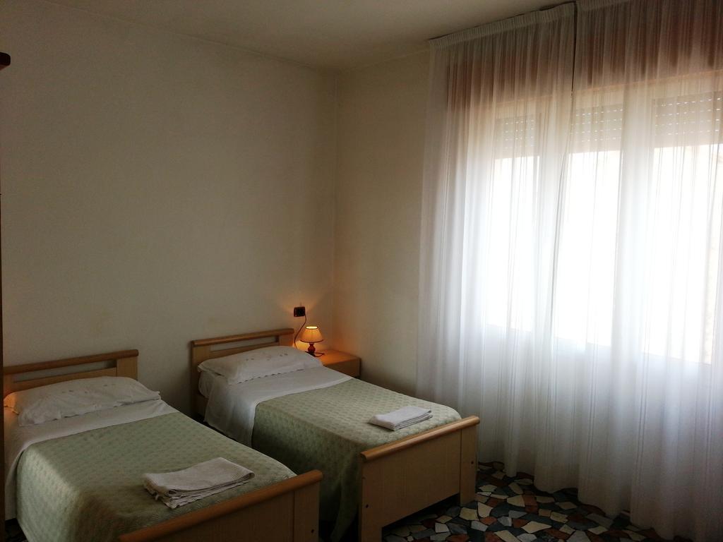 Hotel Clodia Chioggia Esterno foto